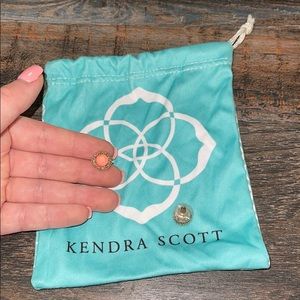 Kendra Scott Coral Stud Earrings in Gold